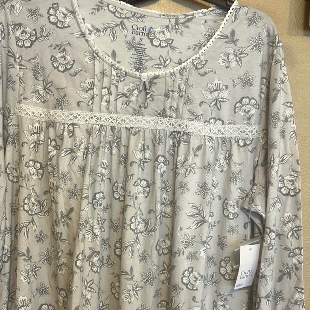 NWT Sz 2x gray floral nightgown long sleeves